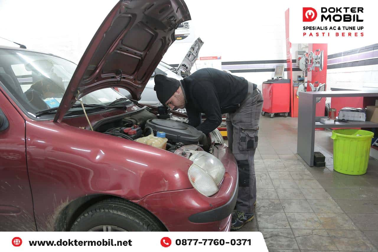 Perbedaan Servis Berkala dan Tune Up Mobil