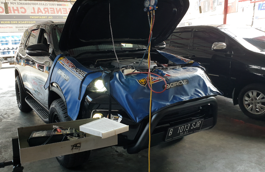 Service AC mobil tanpa bongkar